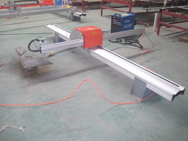 Plazmová řezačka CNC pro plazmové řezání Starfire pro řezání kovů 0-120mm