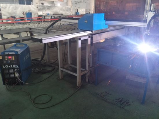 Přenosný CNC plazmový řezací stroj Přenosný CNC řízení výšky plynu je volitelný
