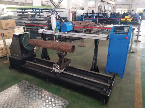 CNC plazmový řezací stroj s rotačním zařízením