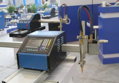 Zbrusu nový přenosný stroj 1,5M 3M Cutting Area CNC Plazmový plazmový řezací stroj